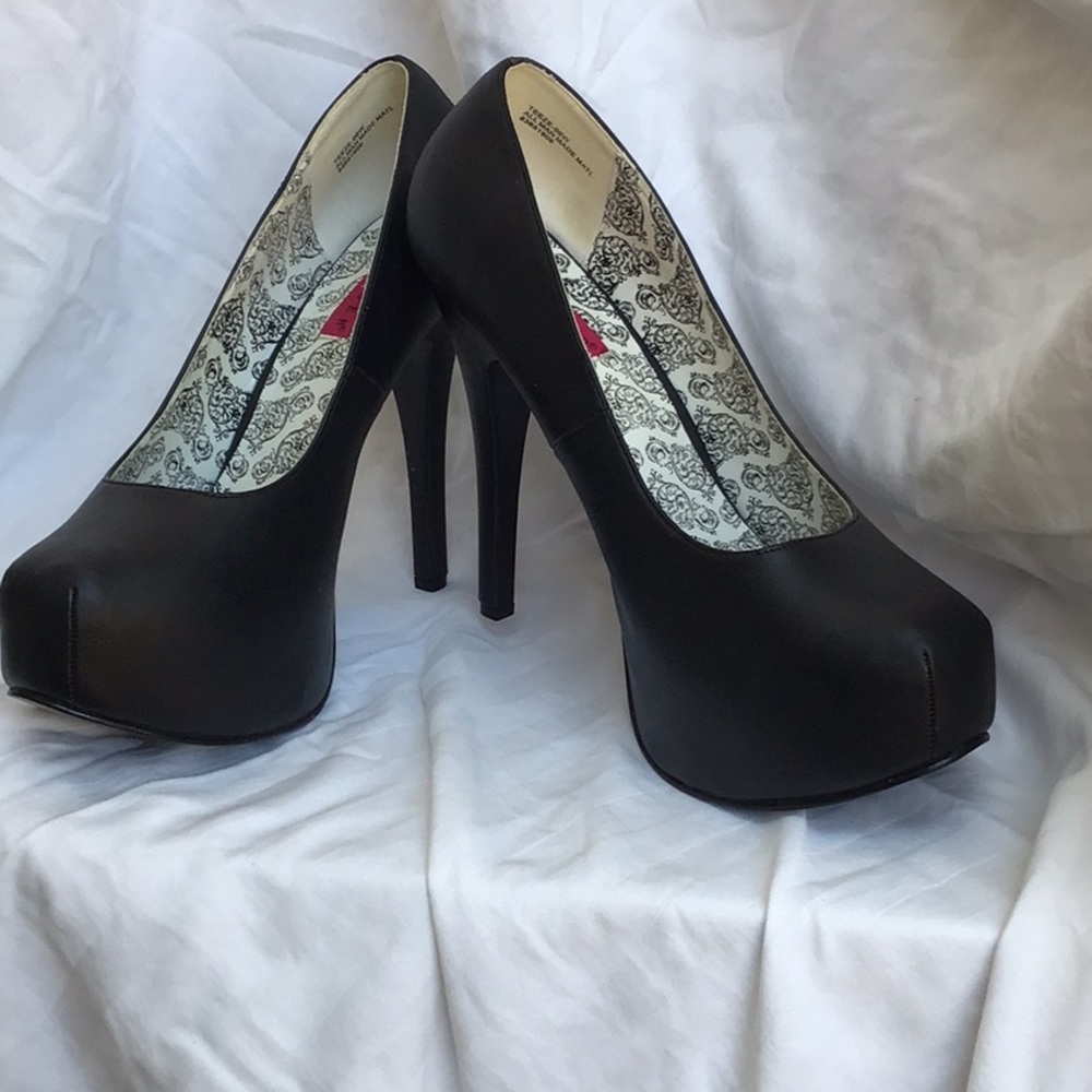 Pleaser Pink Label platform pumps Size 14